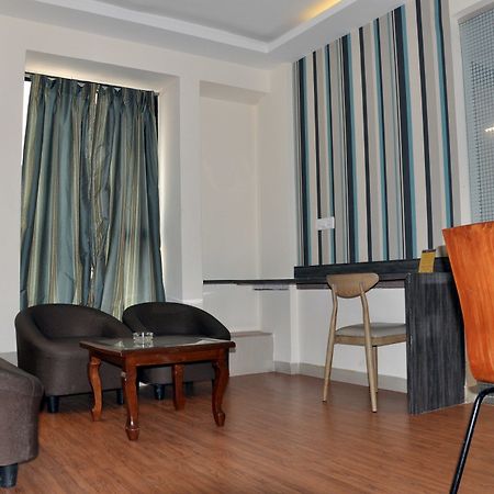 Fabhotel Magnus Calypso Viman Nagar Pune Exterior foto