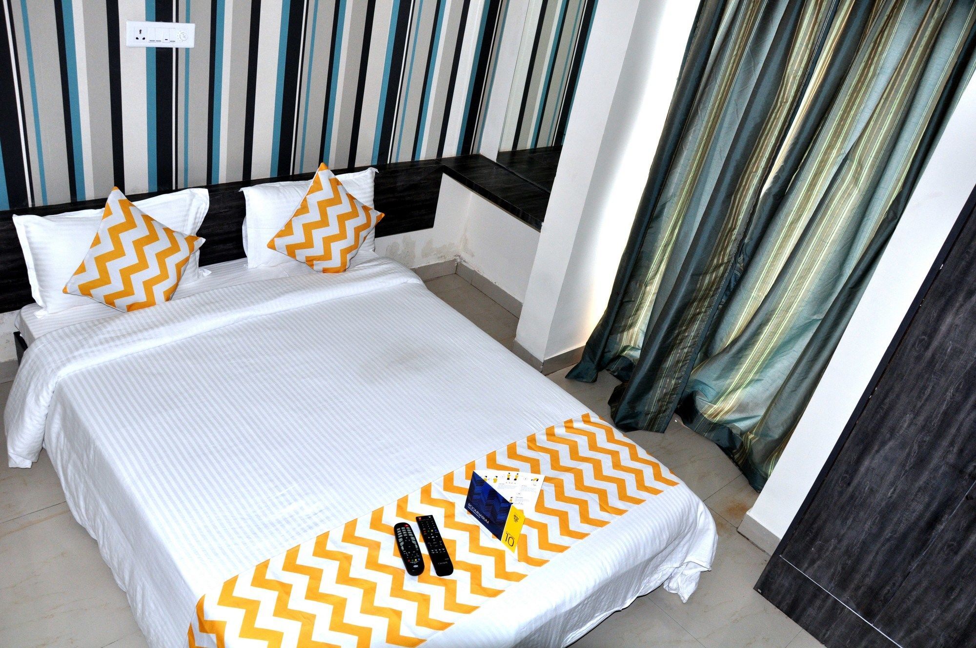 Fabhotel Magnus Calypso Viman Nagar Pune Exterior foto